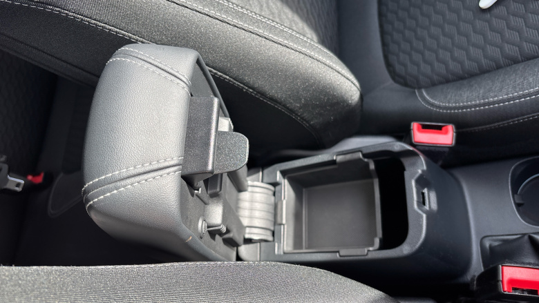 Ford Puma 1.0 EcoBoost Hybrid mHEV Titanium 5dr DCT Petrol Hatchback